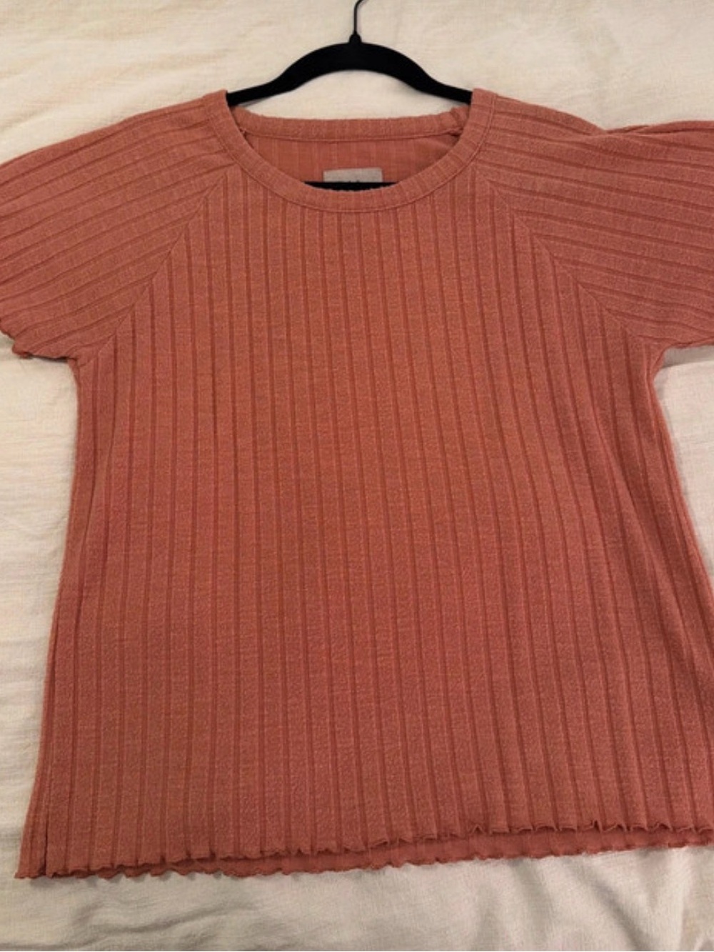 CHASER - Ribbed Short Sleeve Tee in Rose
